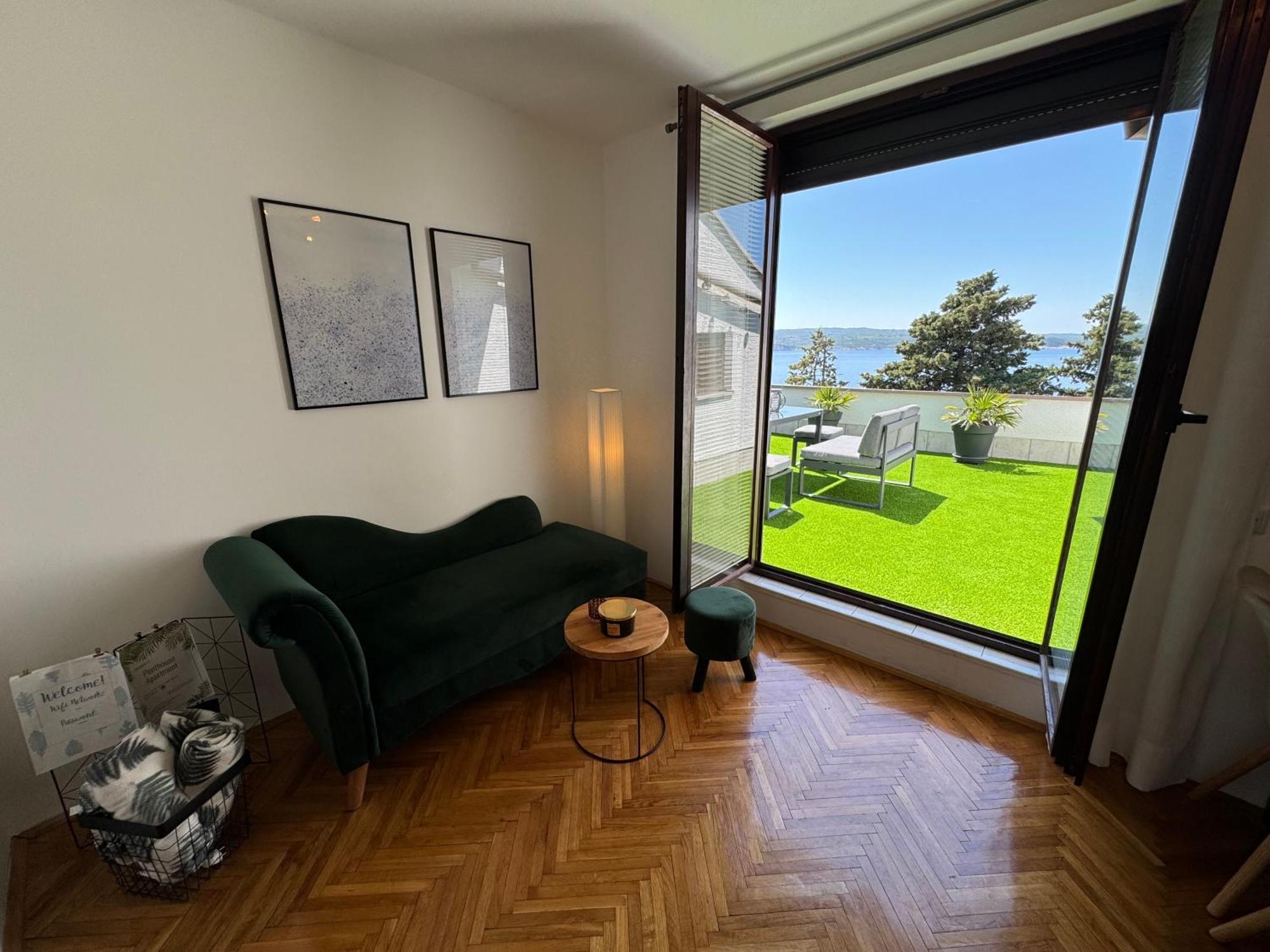 Penthouse Apartment Crikvenica